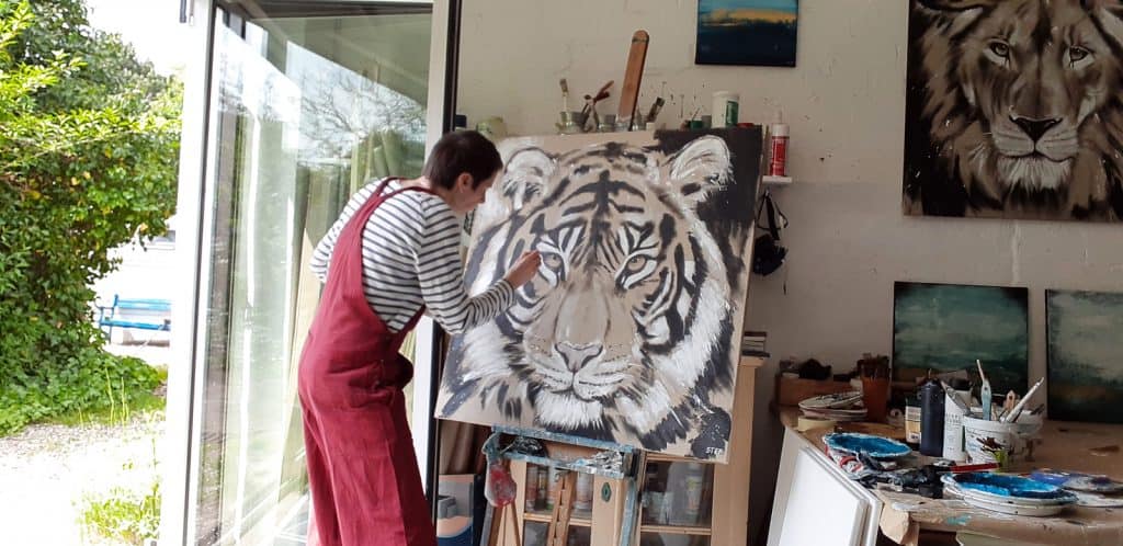 Wandbild Tiger, zeitgenössische Malerei von Stefanie Rogge, Original Gemälde direkt ab Atelier kaufen