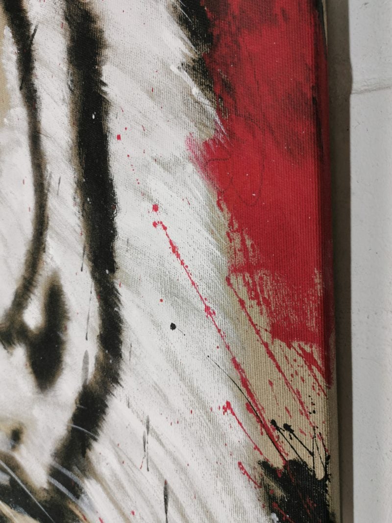 Tiger Gemälde von Stefanie Rogge, direkt im Atelier zu kaufen, Rot und Schwarz